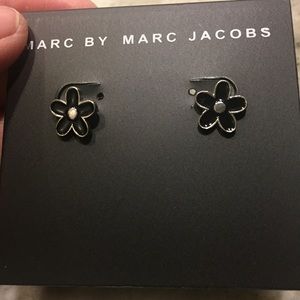 New Adorable Flower Earrings
